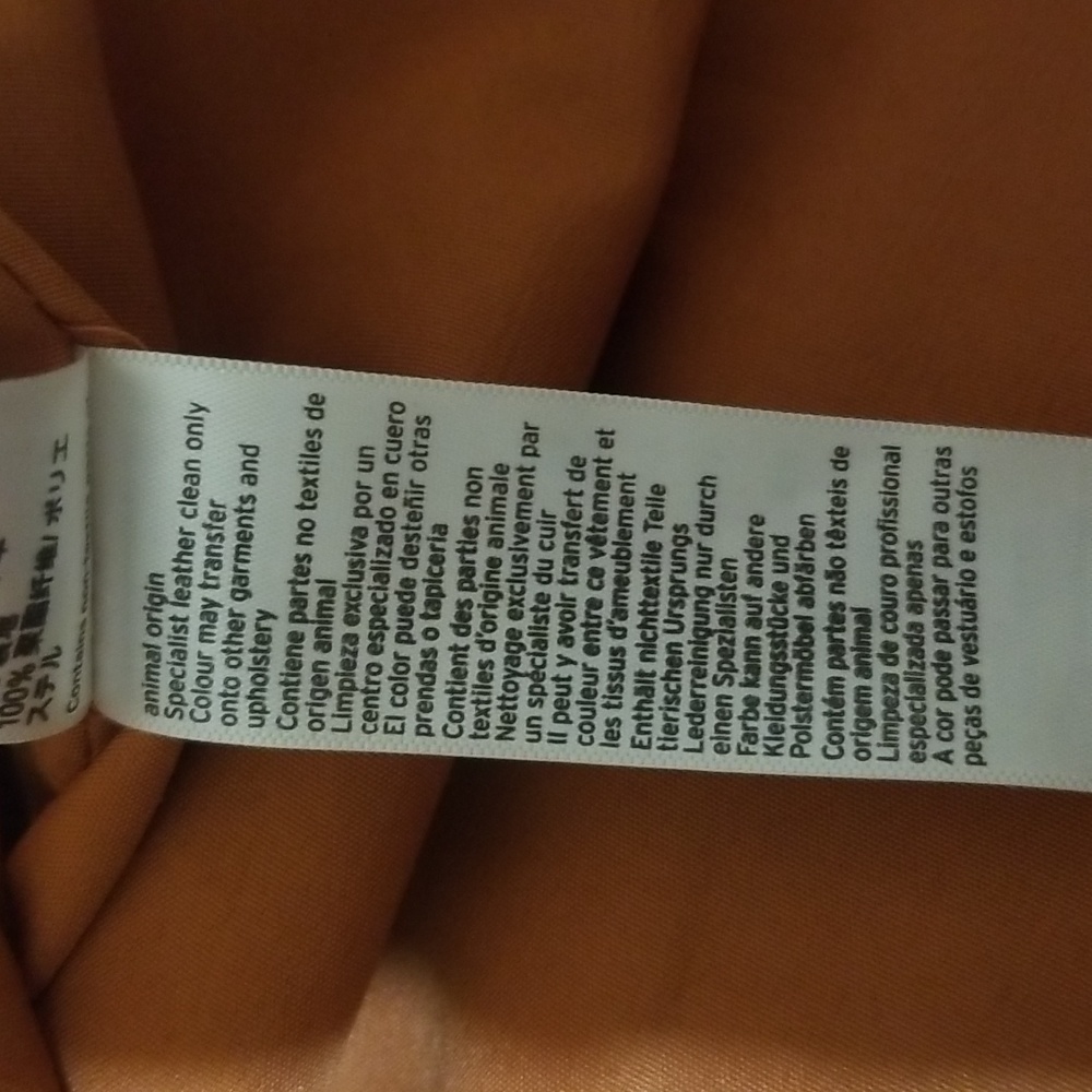 TOP OF THE LINE❣️TOPSHOP leather suede mini skirt. Size 4 - Picture 9 of 12